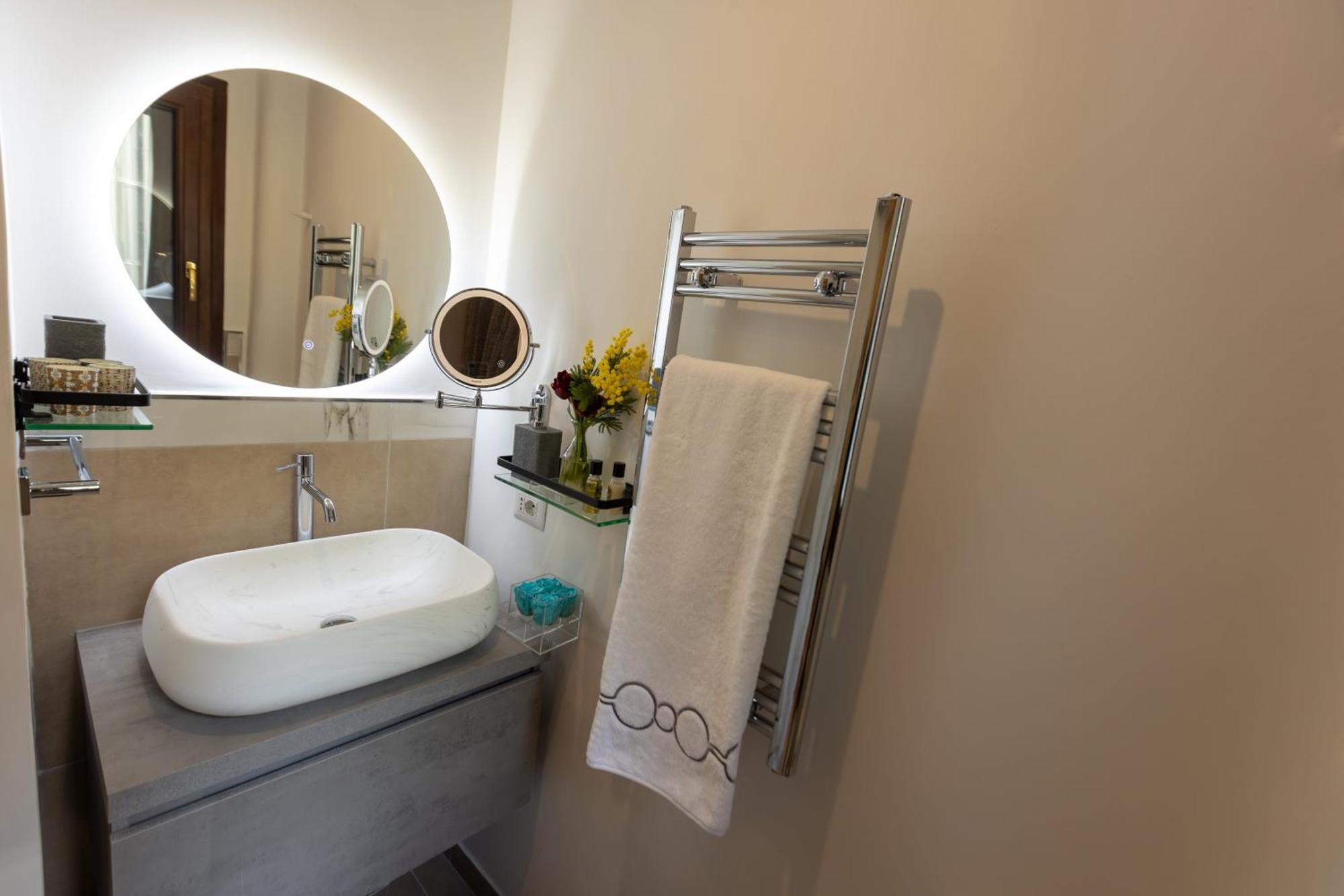 Rosam Suite Roma - Via Veneto Luaran gambar
