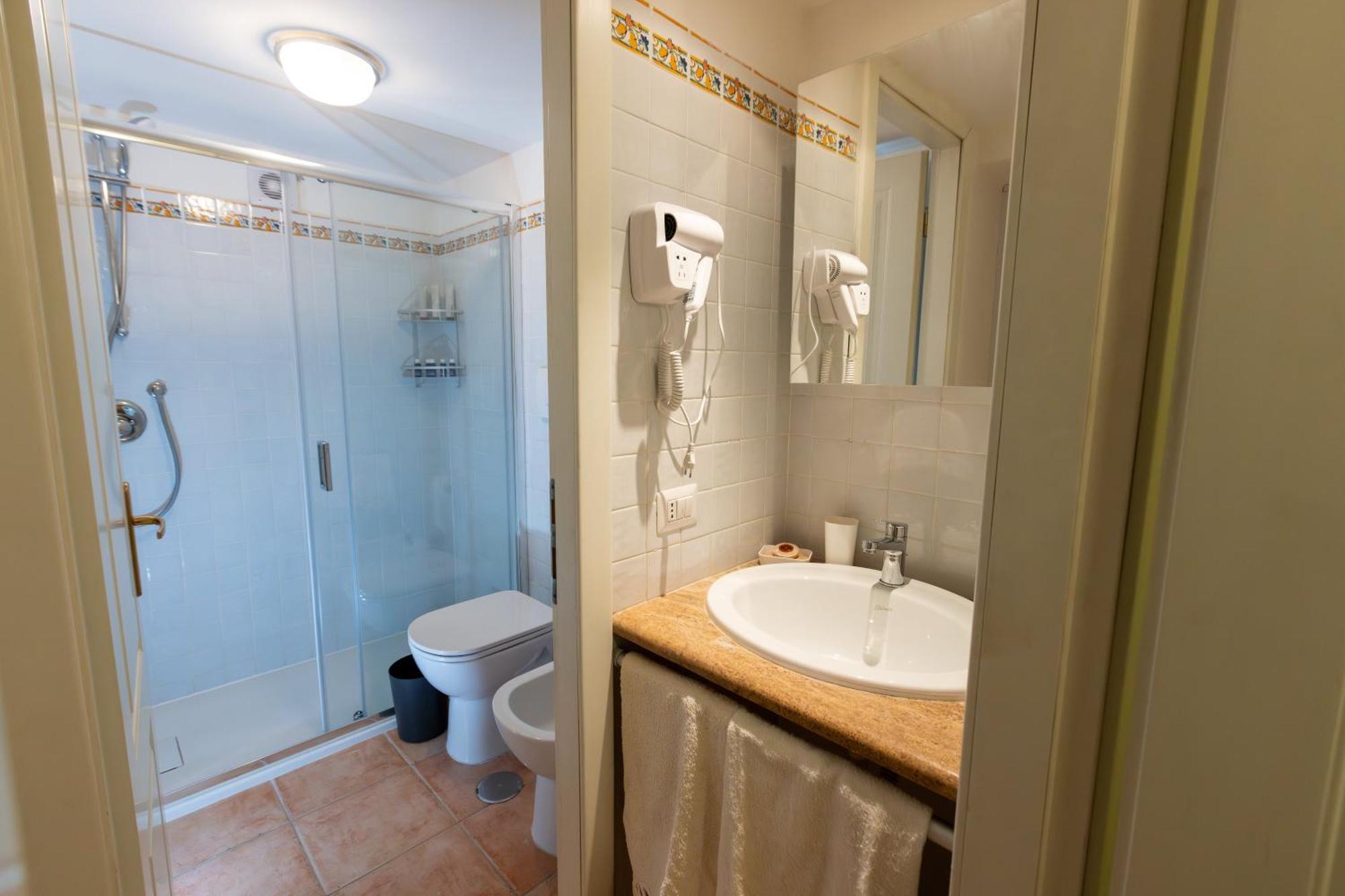 Rosam Suite Roma - Via Veneto Luaran gambar