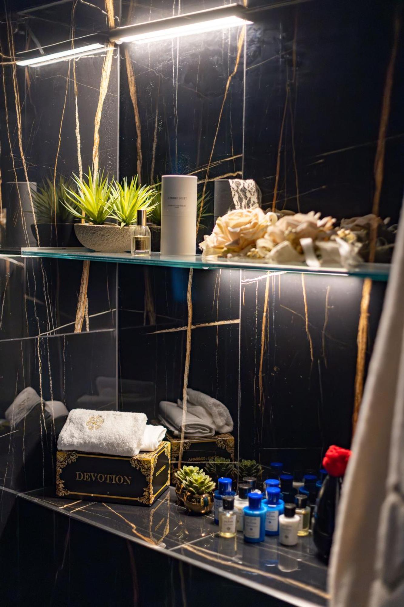 Rosam Suite Roma - Via Veneto Luaran gambar